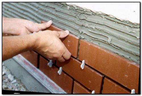 Чем облицевать дом из пеноблоков снаружи пластиком. Плитка