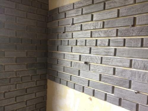 Дом из пенопластовых кирпичей. Кирпич из пенопласта: как сделать, укладка, недостатки