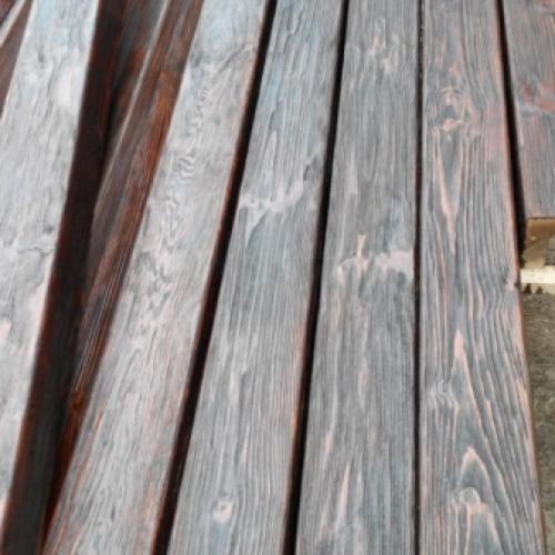 Кухня с балками на потолке. Материалы 03