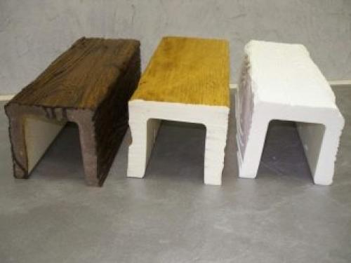 Кухня с балками на потолке. Материалы 04