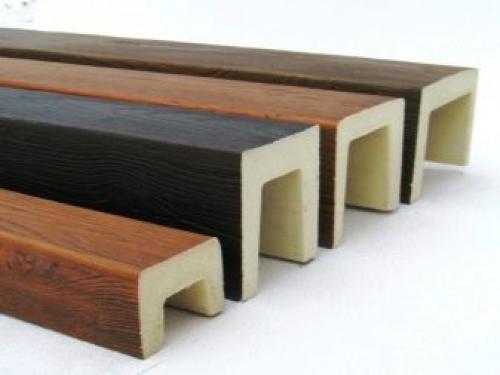 Кухня с балками на потолке. Материалы 05