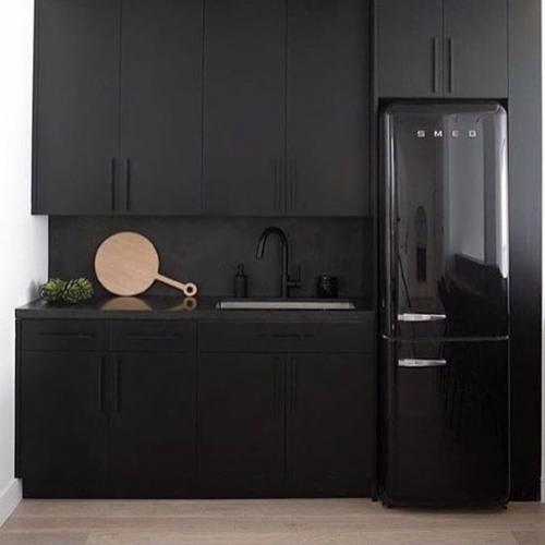 Чёрные, стильные, завораживающие взгляд…. 02