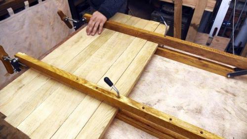 Как сделать сиденье табурета из ПЭТ крышек и другого пластика. Процесс изготовления струбцин 12