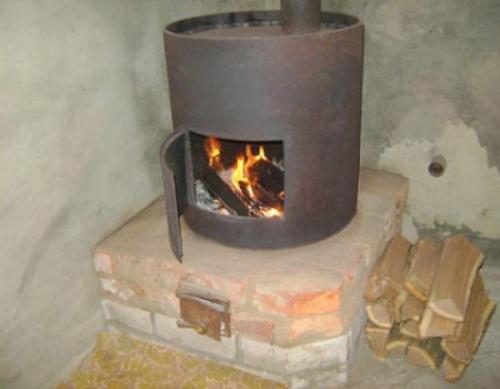 Как установить печь с плитой в гараже. Установка печи в гараже: требования, подготовка и монтаж оборудования