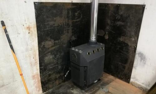 Какие требования к обслуживанию отопительной печи-камина в гараже. Установка печи в гараже: требования, подготовка и монтаж оборудования