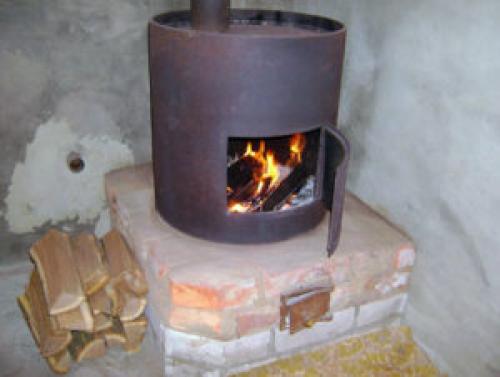 Какие нюансы нужно учитывать при покупке печи для гаража бу. Основные типы