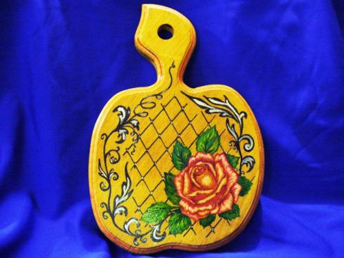 С чего начать роспись по дереву. Роспись по дереву: выбор краски, компоненты и инструменты, техника росписи 25 С чего начать роспись по дереву. Роспись по дереву: выбор краски, компоненты и инструменты, техника росписи 25