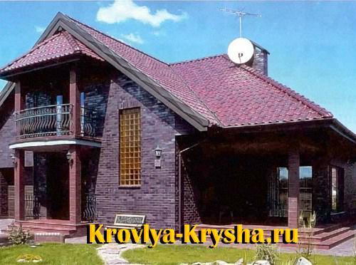 Цвет фасада дома с серой крышей. На что необходимо обратить внимание выбирая цвет будущей крыши?