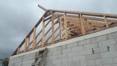 Как зашить фронтон двускатной крыши. Правила монтажа фронтонов из досок