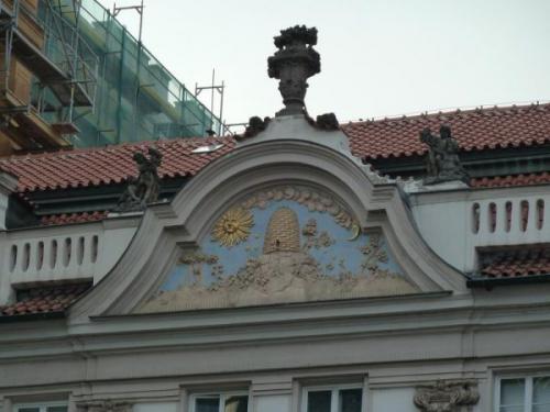 Обшивка фронтона дома. Чем обшить фронтон дома