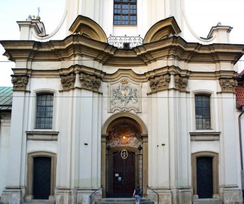 Обшивка фронтона дома. Чем обшить фронтон дома