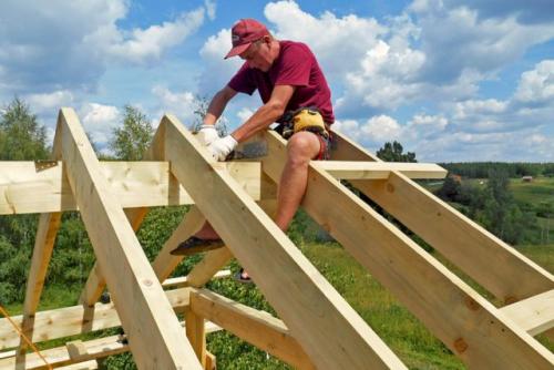 Четырехскатная крыша с эркером. Как сделать вальмовую крышу с эркером своими руками