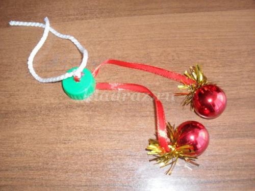 Новогодний свет из пластиковой бутылки: простой и экономичный способ украсить праздник 28