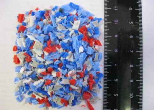 Transforming Plastic Bottles into Useful Items: 3 Creative Ideas 03