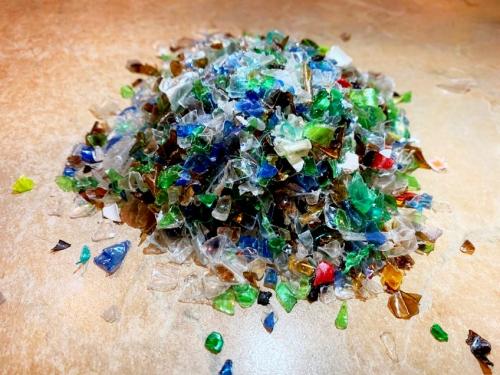 Transforming Plastic Bottles into Useful Items: 3 Creative Ideas 05