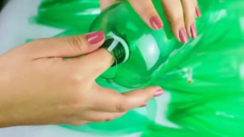 Как можно изготовить веники из бутылок из ПЭТ. Технология создания