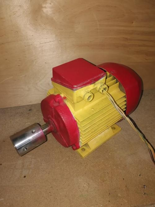 Какие бывают самые простые идеи для переработки пластиковых бутылок. Переработка пластика в гараже в 6 рук