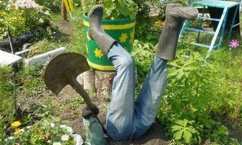 Какие креативные идеи для пугал можно воплотить в саду. Идеи для пугало на вашем участке