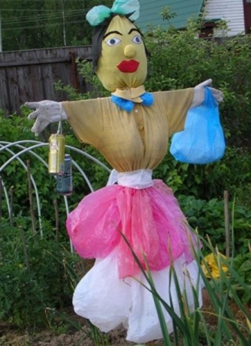 Как сделать маленькое пугало своими руками. Шуршащее пугало