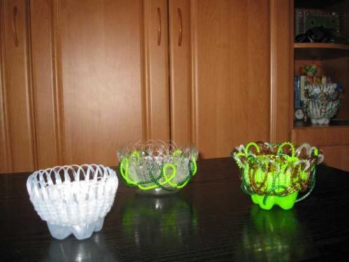 Какие виды подарков можно сделать из больших пластиковых бутылок. Поделки из пластиковых бутылок — обзоры оригинальных идей. Новинки, пошаговые мастер-классы для начинающих + 120 фото