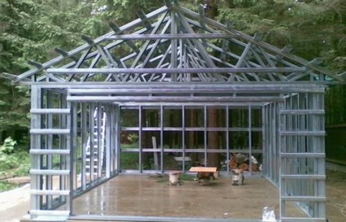 Гараж из профнастила чертеж. Гараж из профнастила своими руками: особенности