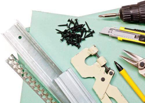 Какие инструменты нужны для работы с гипсокартоном. 