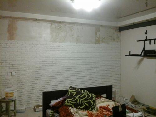 Идеальная стена под кирпич. Как я стену декоративным кирпичом выкладывал