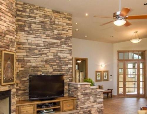 Как устранить возможные ошибки при создании стены под кирпич. 5 частых ошибок при отделке стен декоративным кирпичом