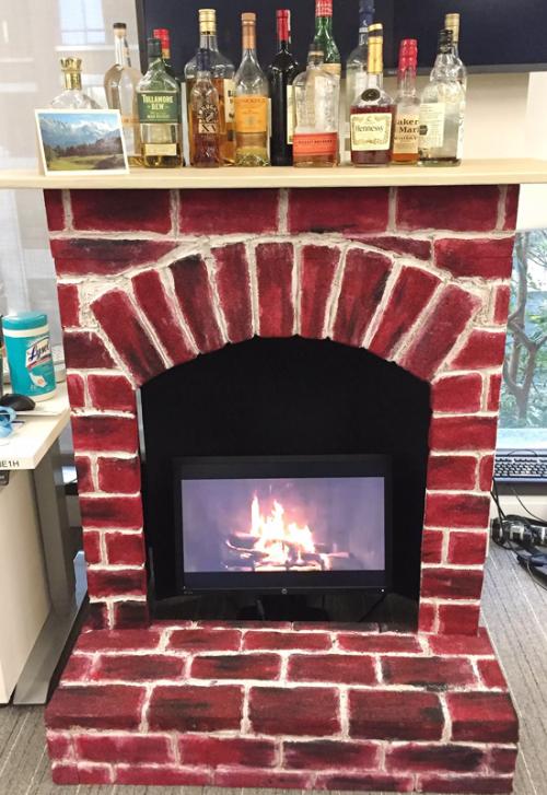 Камин на Новый год 2023 своими Руками. Камин из коробок на Новый год своими руками: инструкция, фото лучших каминов