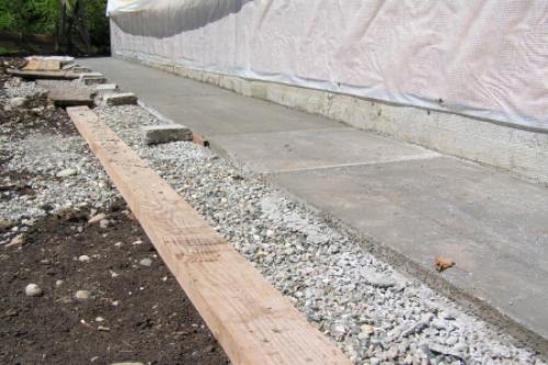 Самая простая отмостка. Как сделать самую простую отмостку фундамента
