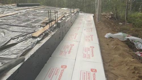 Отмостка своими руками без бетона. Герметичная отмостка дома без бетона за сущие копейки и своими руками. Planter Плантер Технониколь