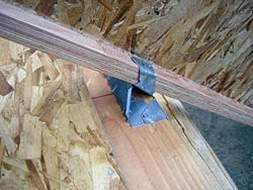 Узлы перекрытия в брусовом доме. Установка балок перекрытия в доме из бруса своими руками 05 Узлы перекрытия в брусовом доме. Установка балок перекрытия в доме из бруса своими руками 05