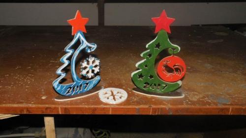 Что можно вырезать из фанеры ручным лобзиком. Поделки из фанеры: простые и сложные варианты. 115 фото эксклюзивных идей + мастер-класс для новичков