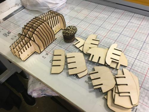 Вырезки из фанеры. Выбор материала 02 Вырезки из фанеры. Выбор материала 02