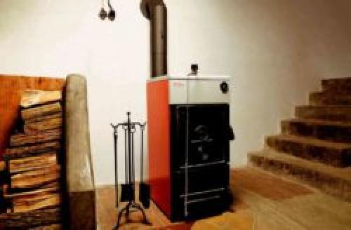 Установка дымоходов через готовую кровлю. Что следует учитывать во время выбора дымохода