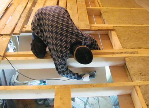 Пароизоляция для потолка в деревянном перекрытии. Критерии выбора пароизоляции для потолка 16