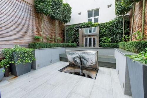 Декор погреба снаружи. Погреб для дачи — основные виды, правильный подбор места и этапы строительства (115 фото)