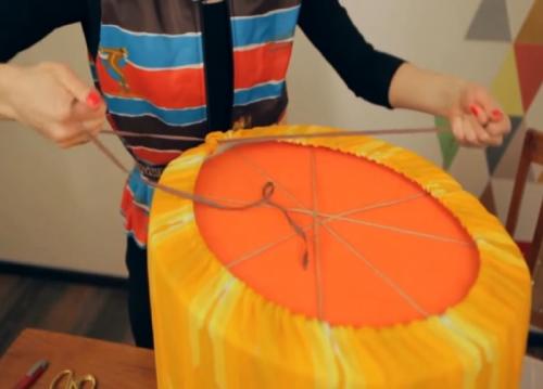 Пуфик из пластиковых бутылок своими руками пошагово. Пуфик из пластиковых бутылок для дома своими руками пошагово