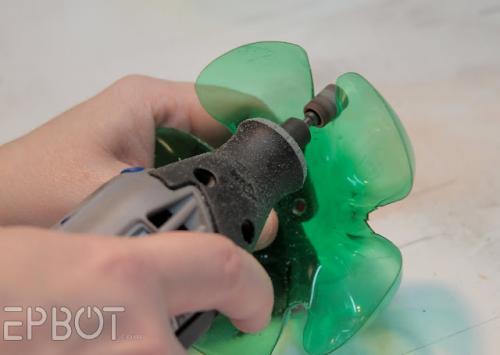 Этажерка из пластиковых бутылок. 