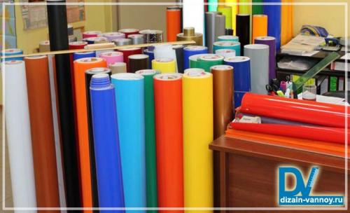 Как обклеить ванну. Монтаж пленки в ванной: советы профессионалов