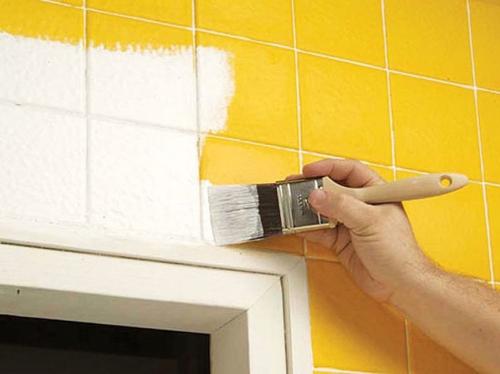 Стоит ли красить плитку в ванной. Краска для плитки: виды, как выбрать, чем и как правильно покрасить