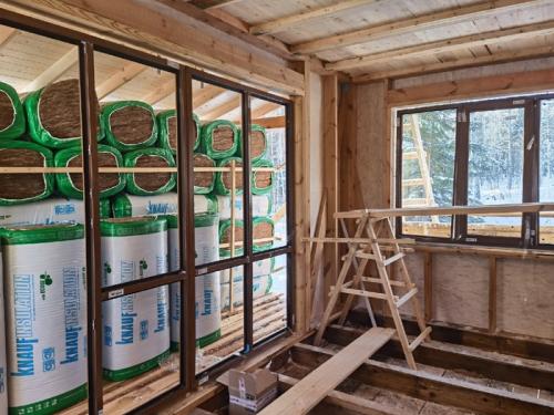 Установка окон в каркасном доме. КАК ПРАВИЛЬНО УСТАНОВИТЬ ПЛАСТИКОВЫЕ ОКНА В КАРКАСНОМ ДОМЕ СВОИМИ РУКАМИ