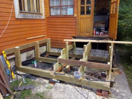 Крыльцо своими руками из дерева с навесом. Общие рекомендации 05