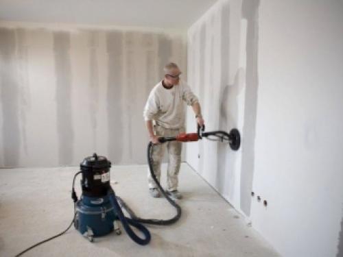 Шпаклевка и затирка или что делать после штукатурки стен. Зачем шпаклевать стены после штукатурки 02 Шпаклевка и затирка или что делать после штукатурки стен. Зачем шпаклевать стены после штукатурки 02