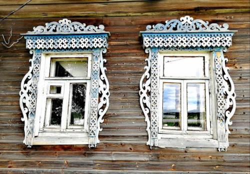 Простые наличники на окна. Наличники на окна — пошаговое описание выбора дизайна и советы по установке. Лучшие 100 фото-идей
