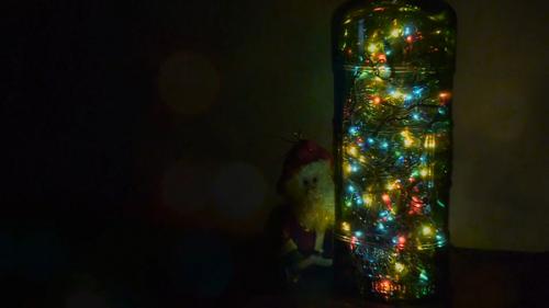 Как правильно изготовить отверстие в бутылке. Как идеально просверлить бутылку. Новогодний светильник.