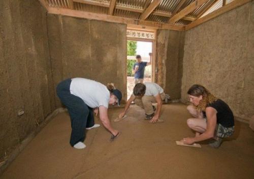 Пароизоляция пола по грунту. Объективные характеристики земляного пола