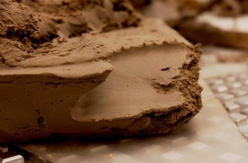 Пароизоляция пола по грунту. Объективные характеристики земляного пола