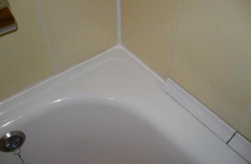 Как сделать ванну устойчивой. Как установить акриловую ванну надежно