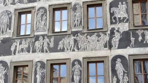 Роспись стен, как называется. Роспись на стенах домов, как называется